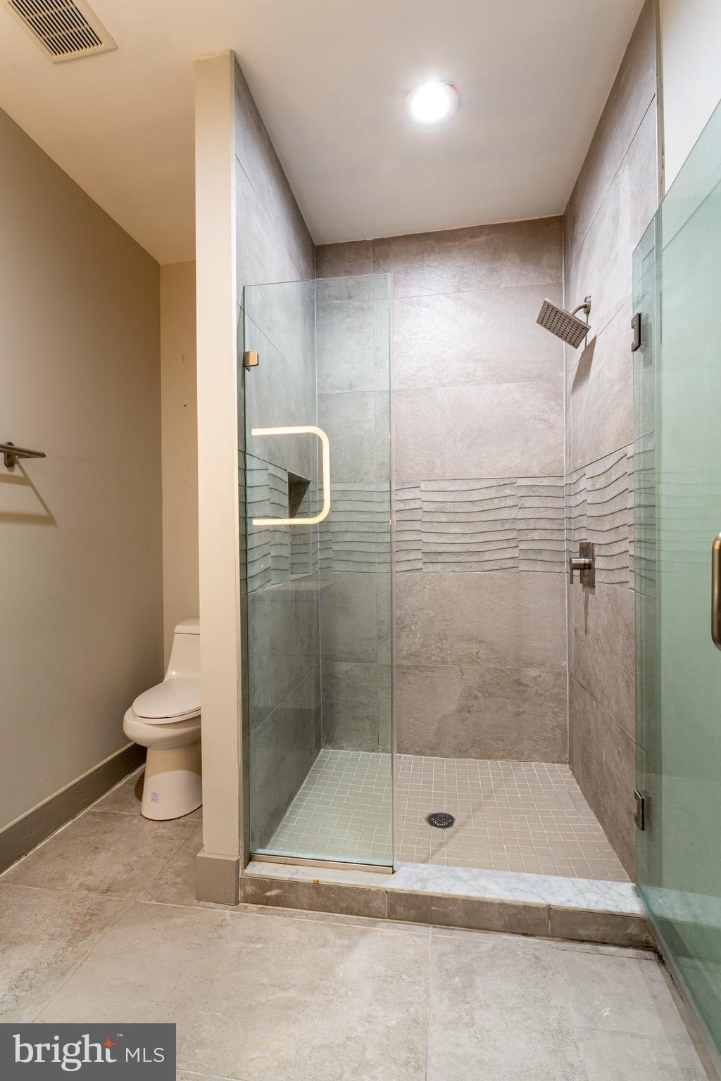 1533 N 33RD STREET 1