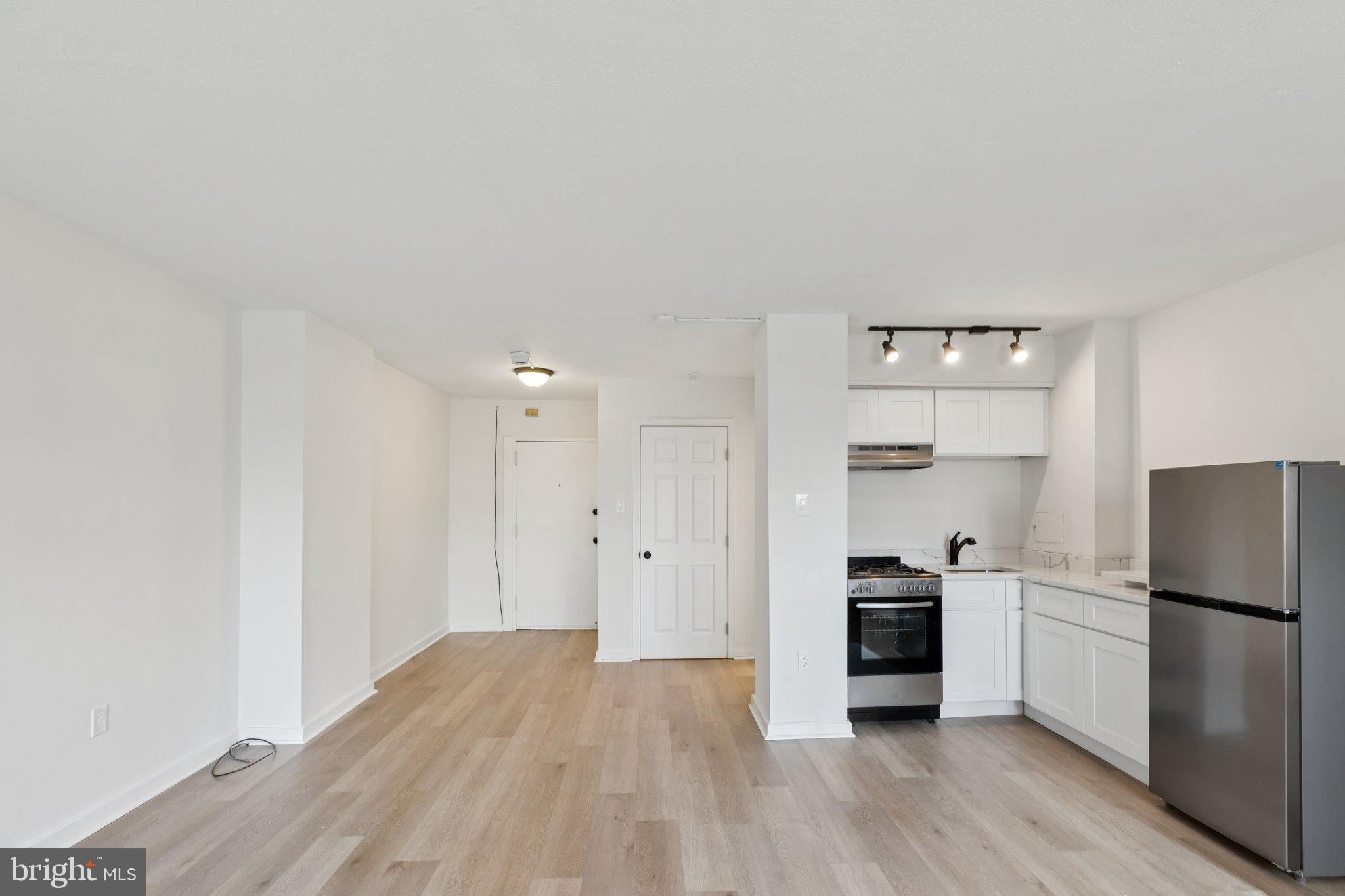 2101 CHESTNUT STREET 326