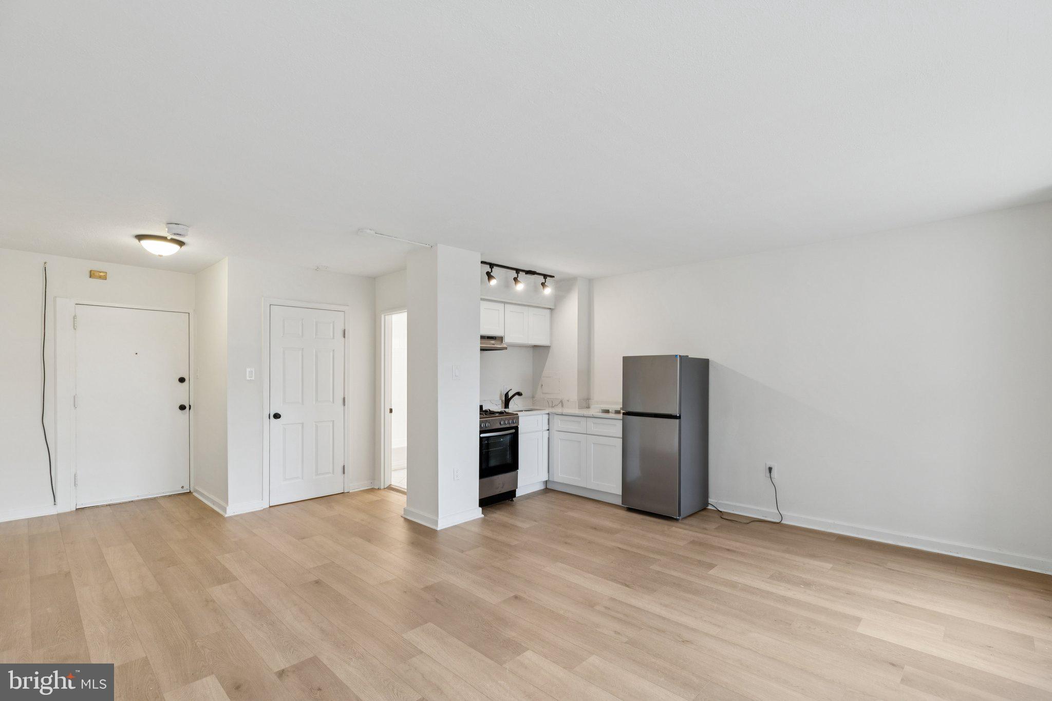 2101 CHESTNUT STREET 326