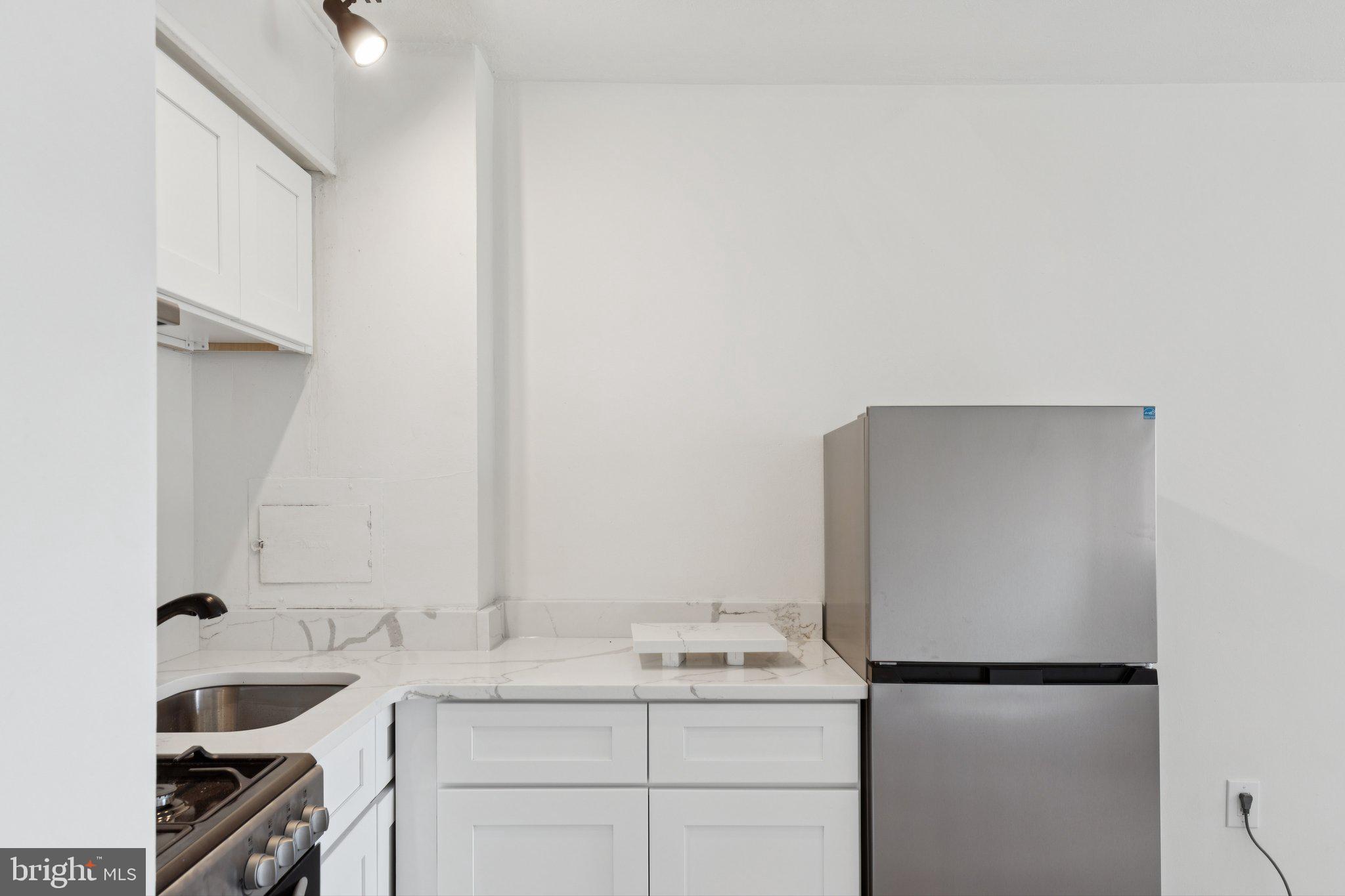 2101 CHESTNUT STREET 326