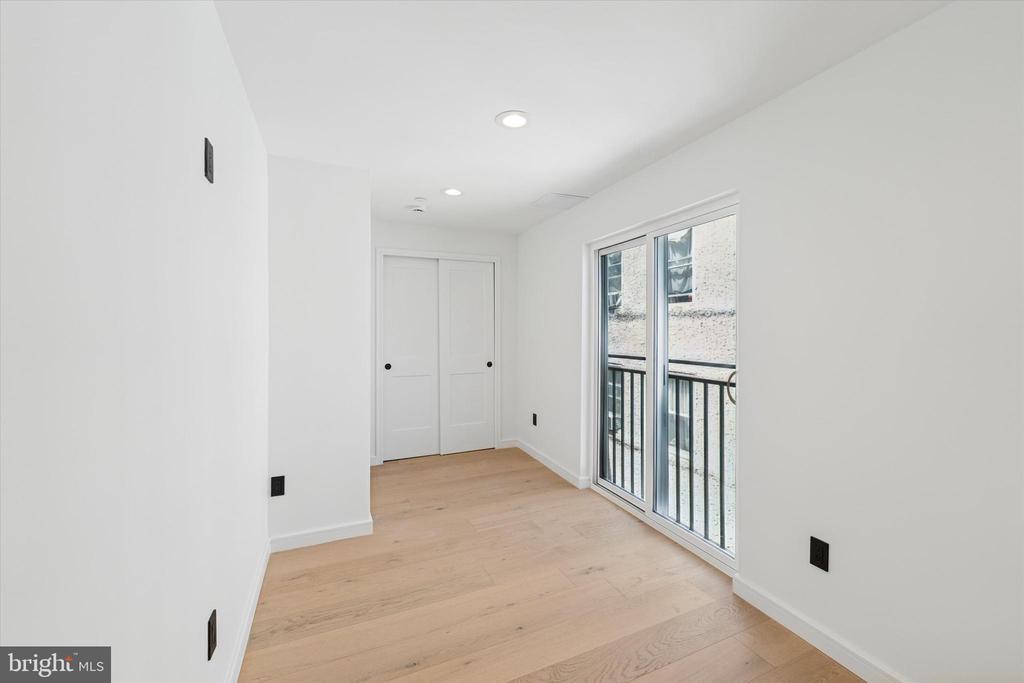 303 PEMBERTON STREET