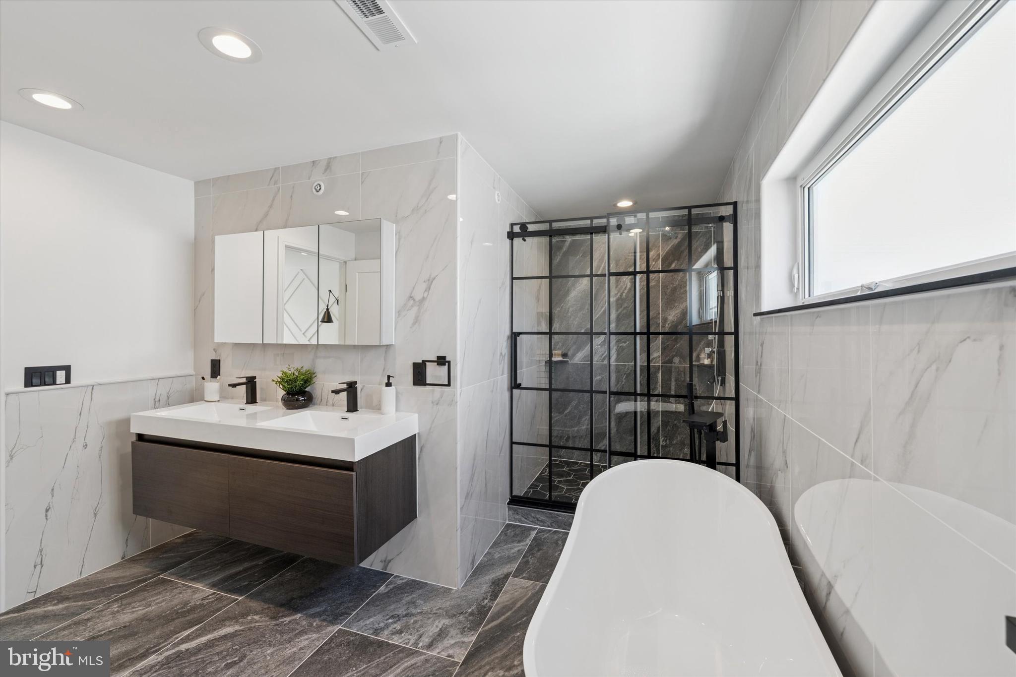 303 PEMBERTON STREET