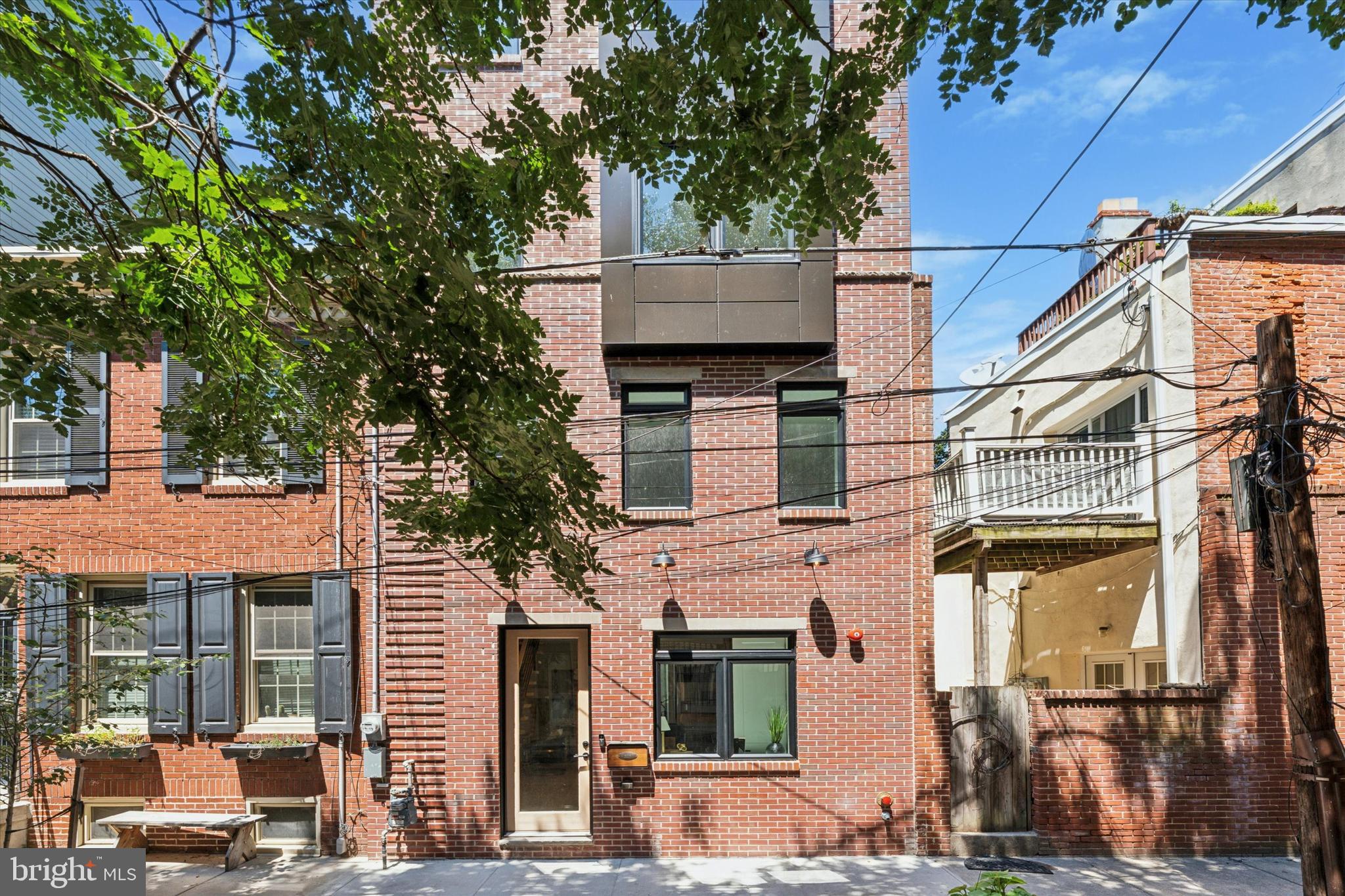 303 PEMBERTON STREET