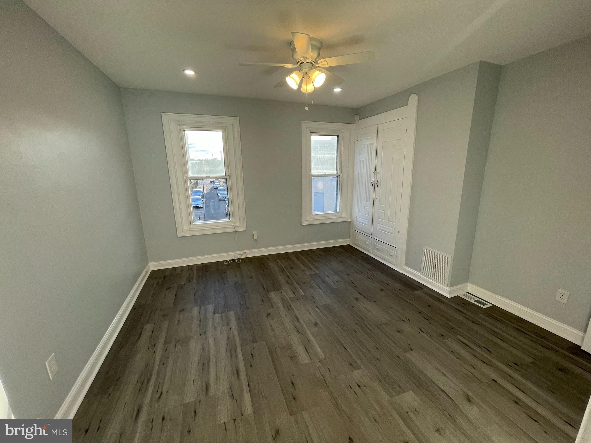 1839 E CLEMENTINE STREET