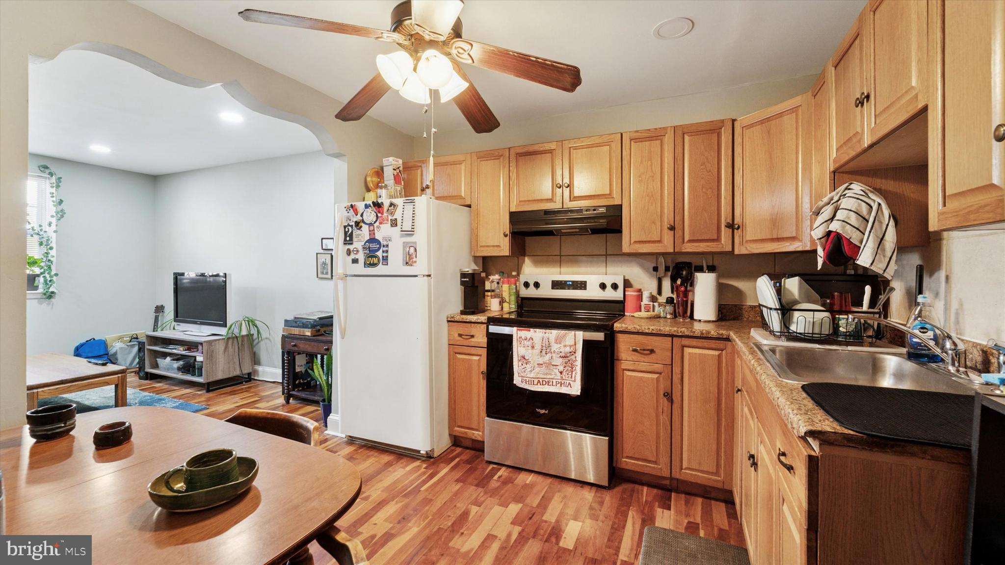 2529 S FRANKLIN STREET