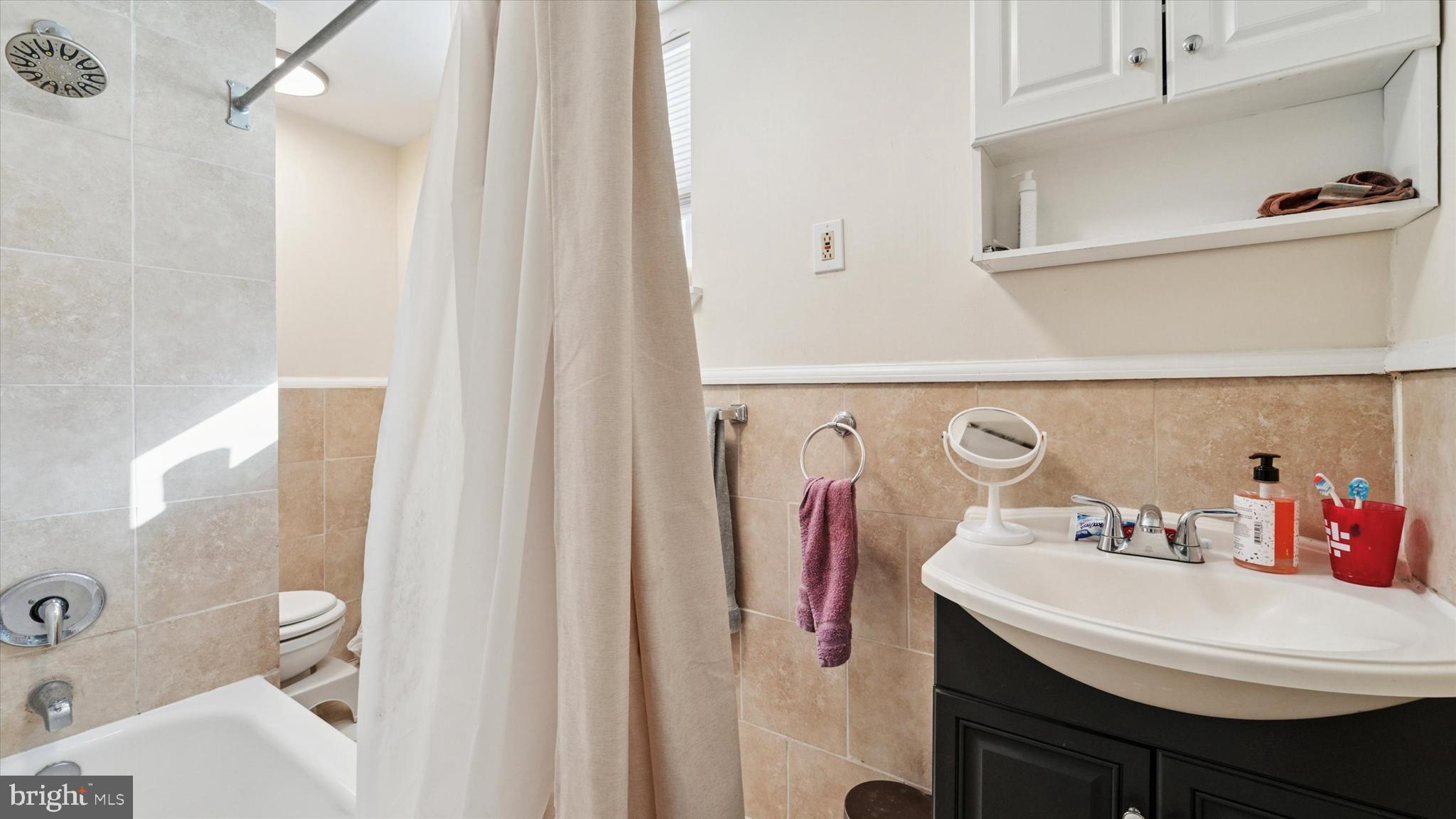 2529 S FRANKLIN STREET