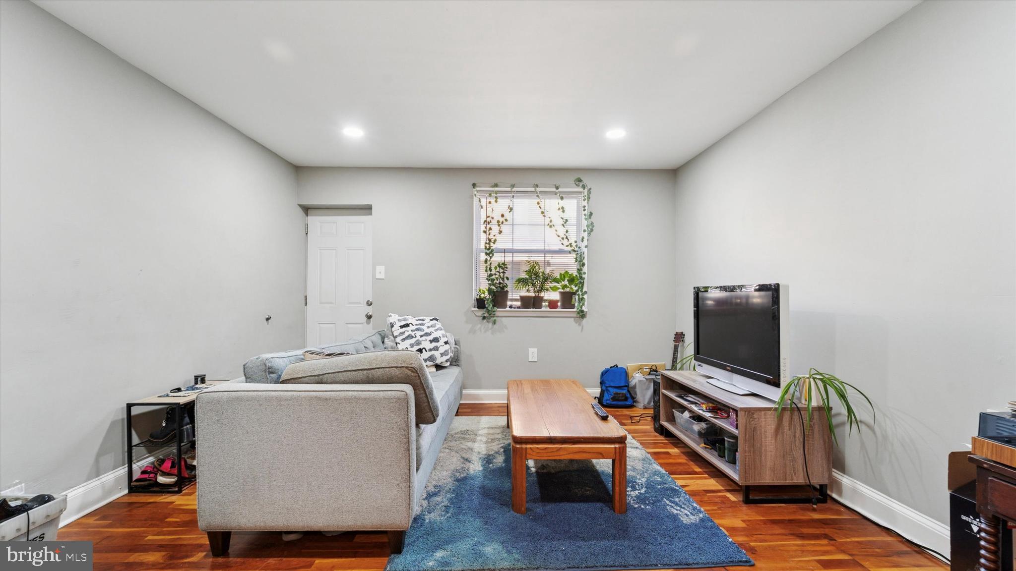 2529 S FRANKLIN STREET