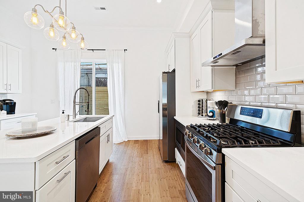 1524 S 25TH STREET