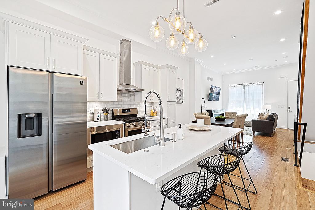 1524 S 25TH STREET
