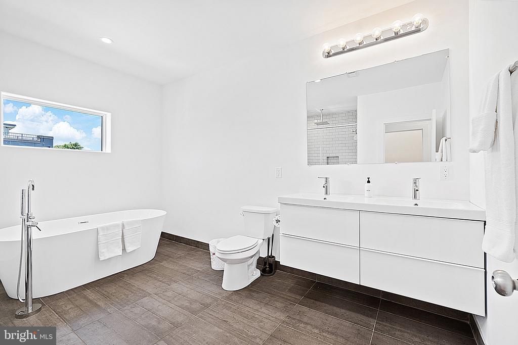 1524 S 25TH STREET