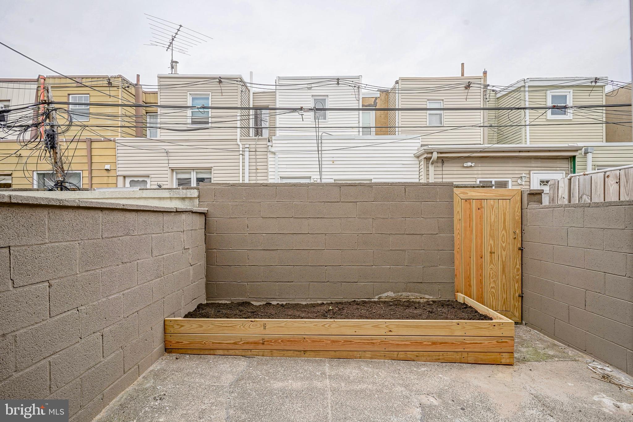 1115 FITZGERALD STREET