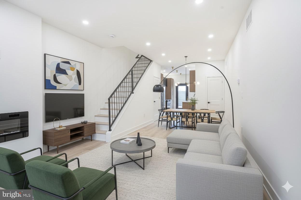 1115 FITZGERALD STREET