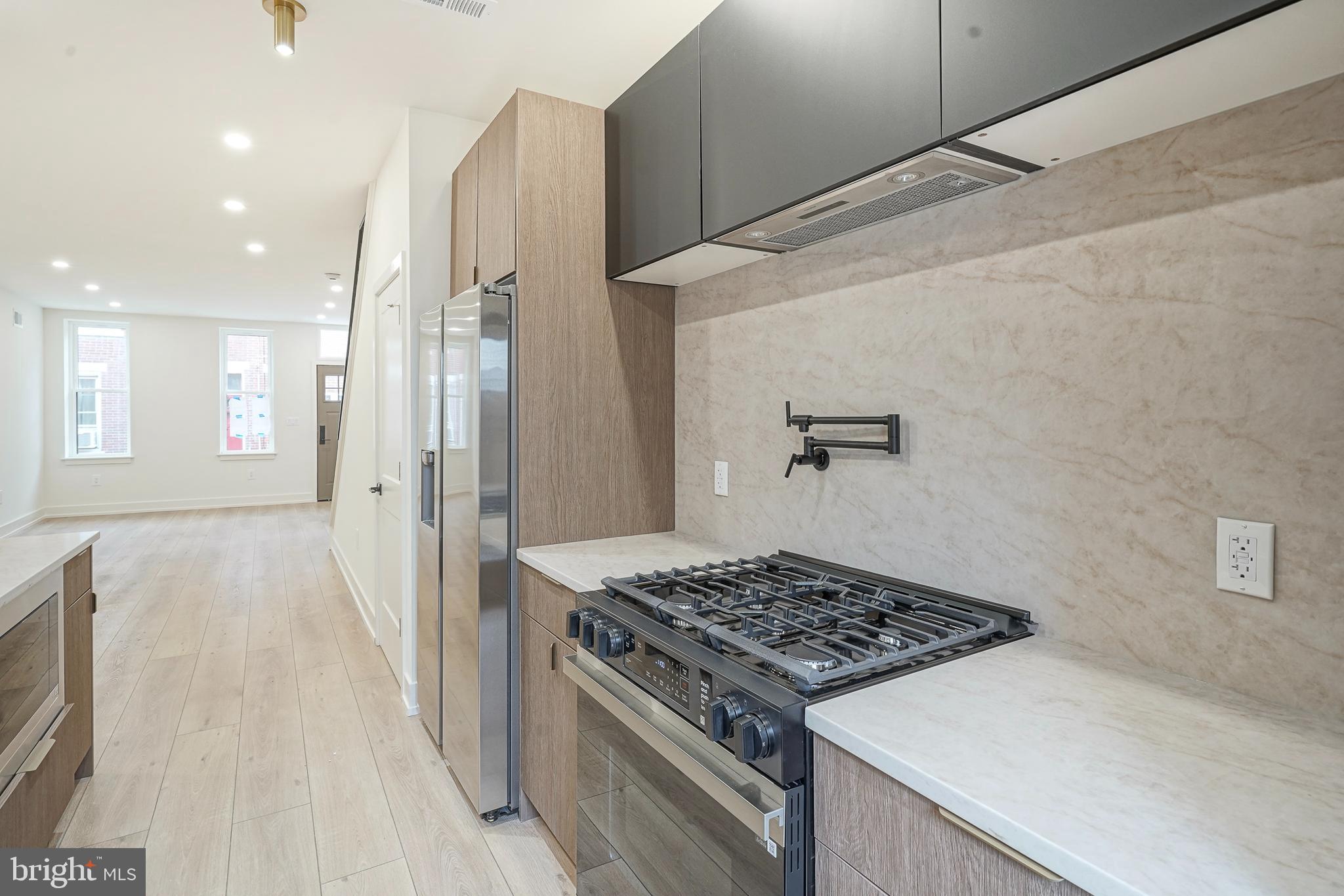 1115 FITZGERALD STREET