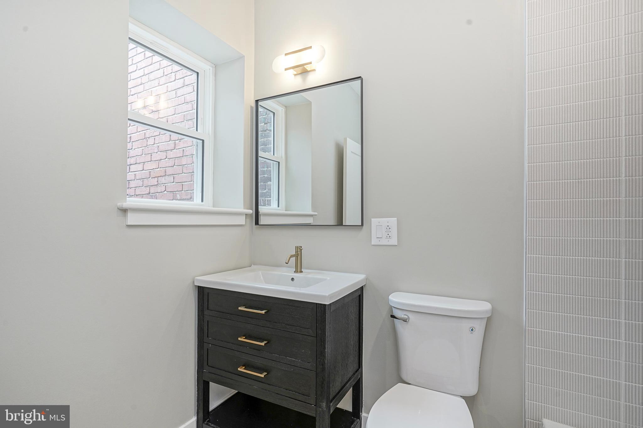 1115 FITZGERALD STREET