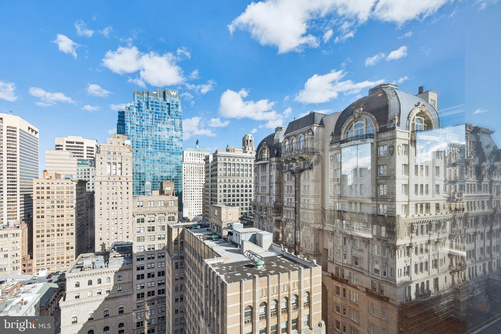 1425 LOCUST STREET 21A