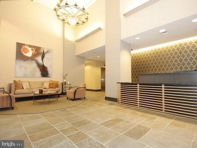 1425 LOCUST STREET 21A