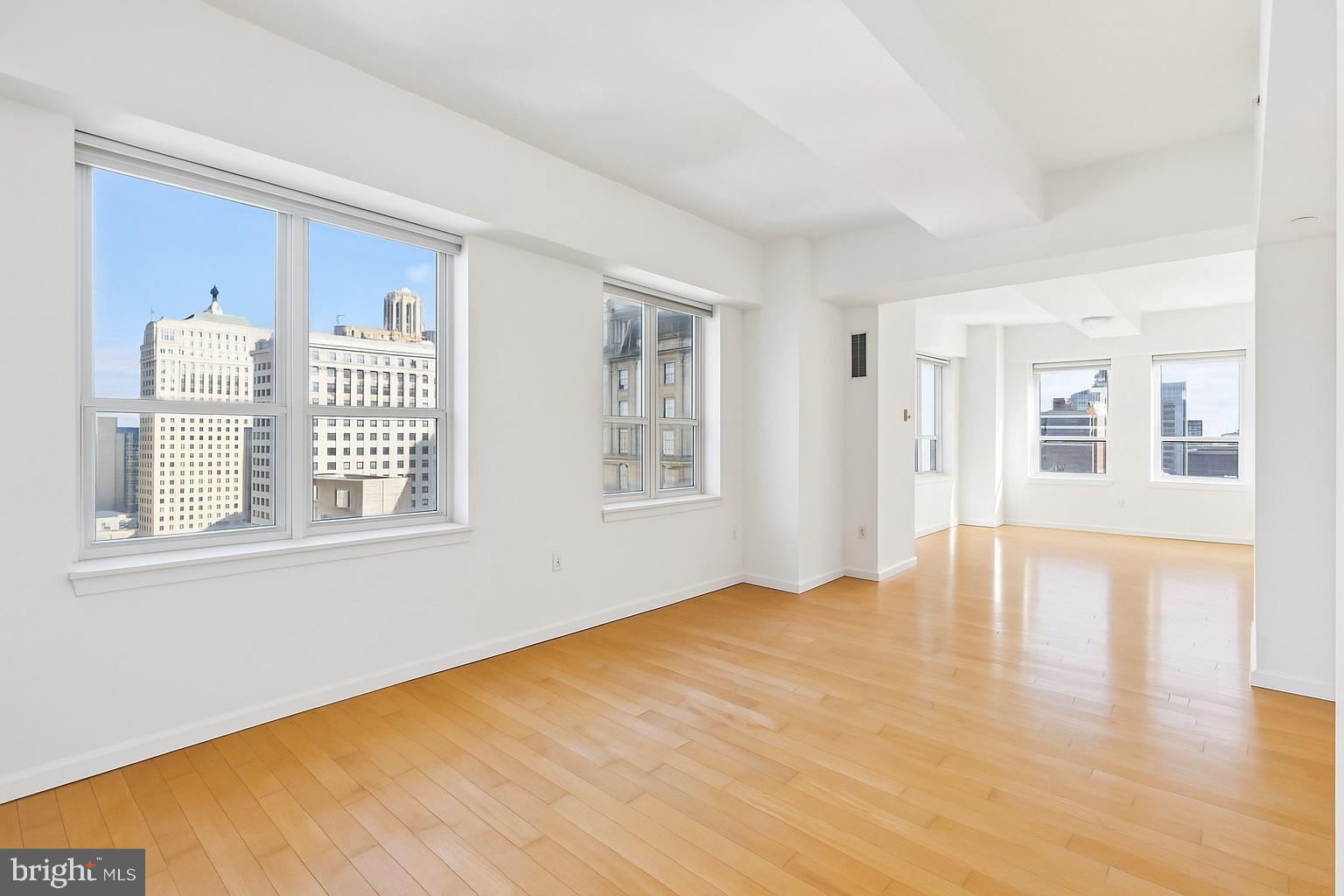 1425 LOCUST STREET 21A