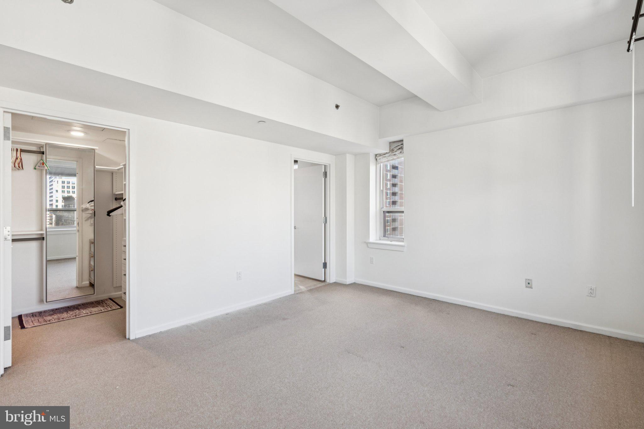 1425 LOCUST STREET 21A