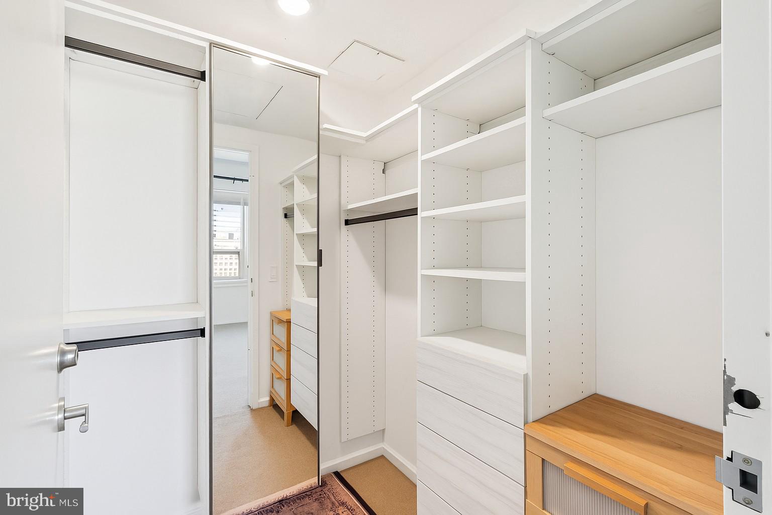 1425 LOCUST STREET 21A