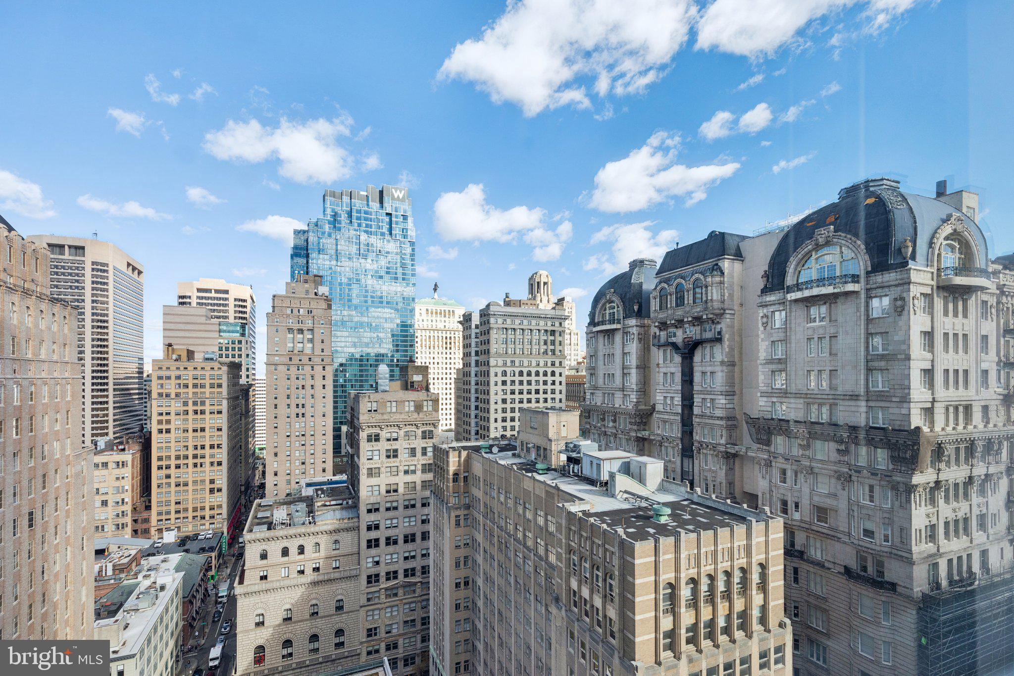 1425 LOCUST STREET 21A