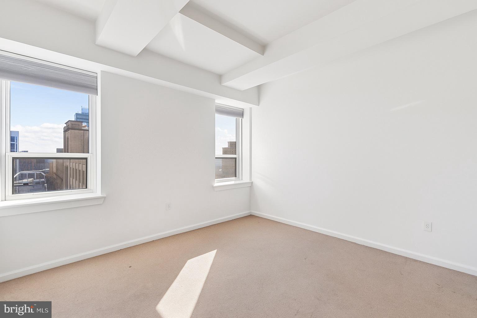 1425 LOCUST STREET 21A