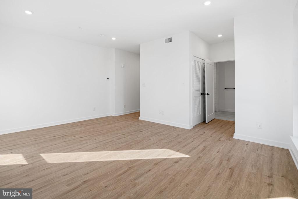 701 CECIL B MOORE AVENUE UNIT 3