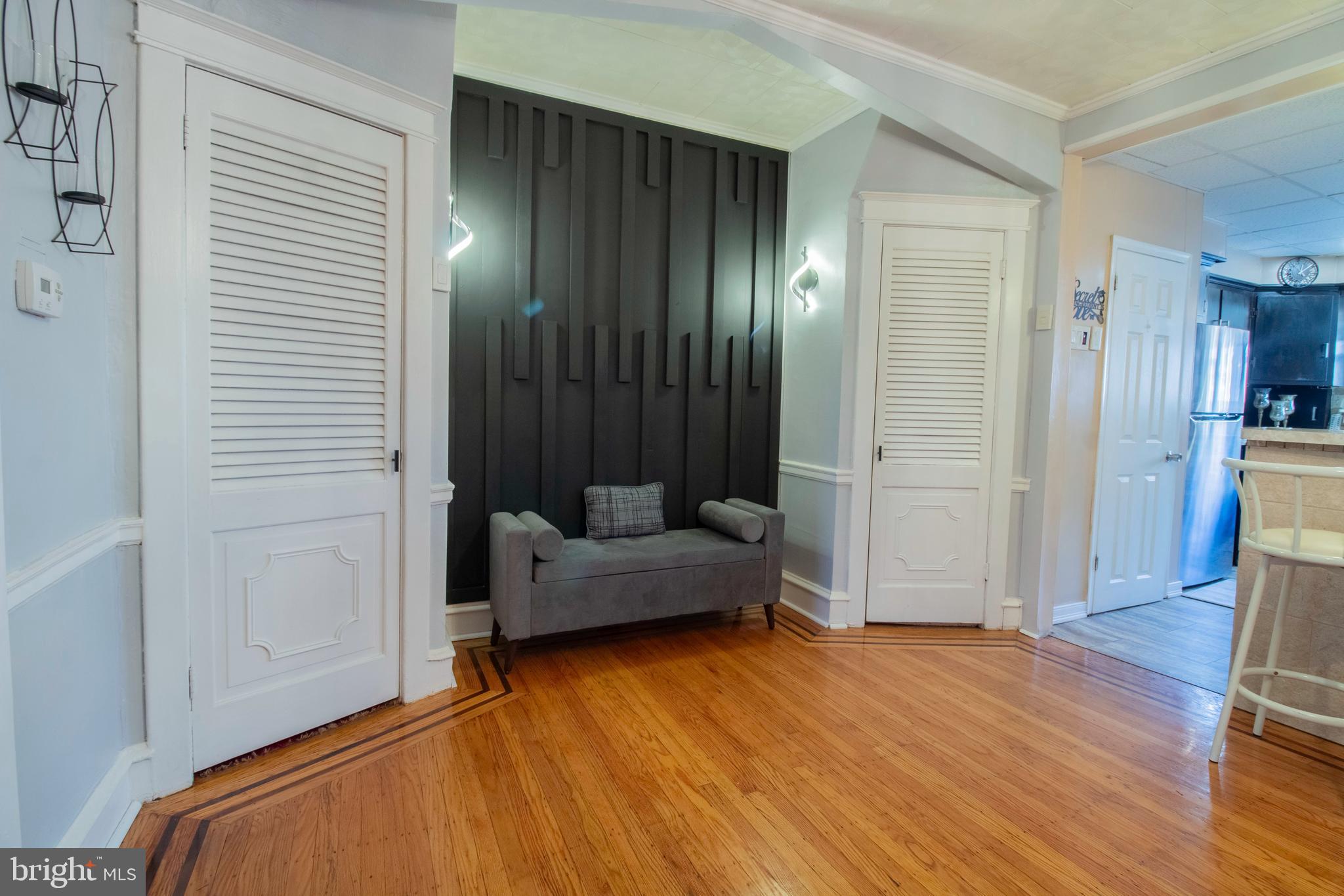 1849 W CHAMPLOST AVENUE