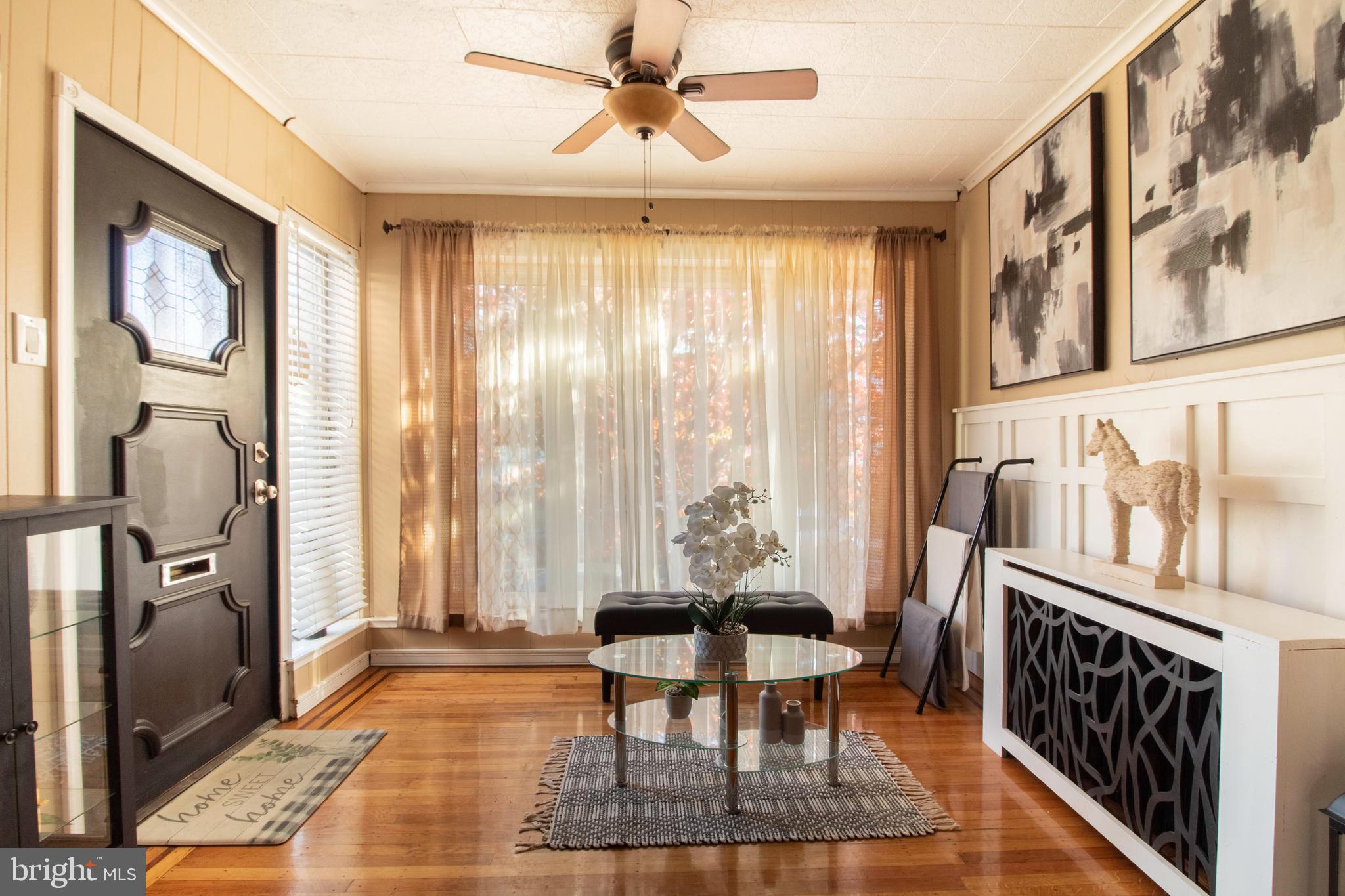 1849 W CHAMPLOST AVENUE