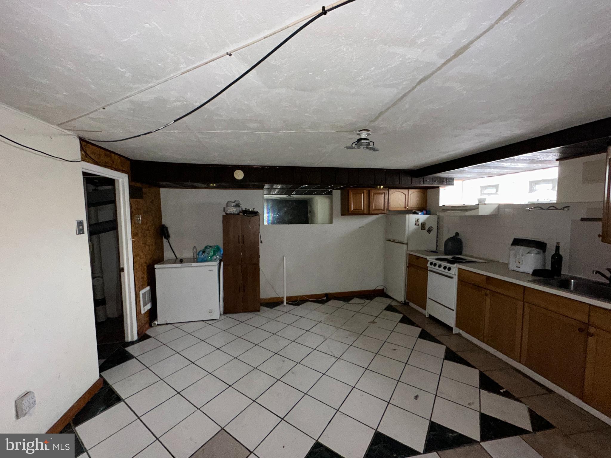 1623 MIDDLETON STREET