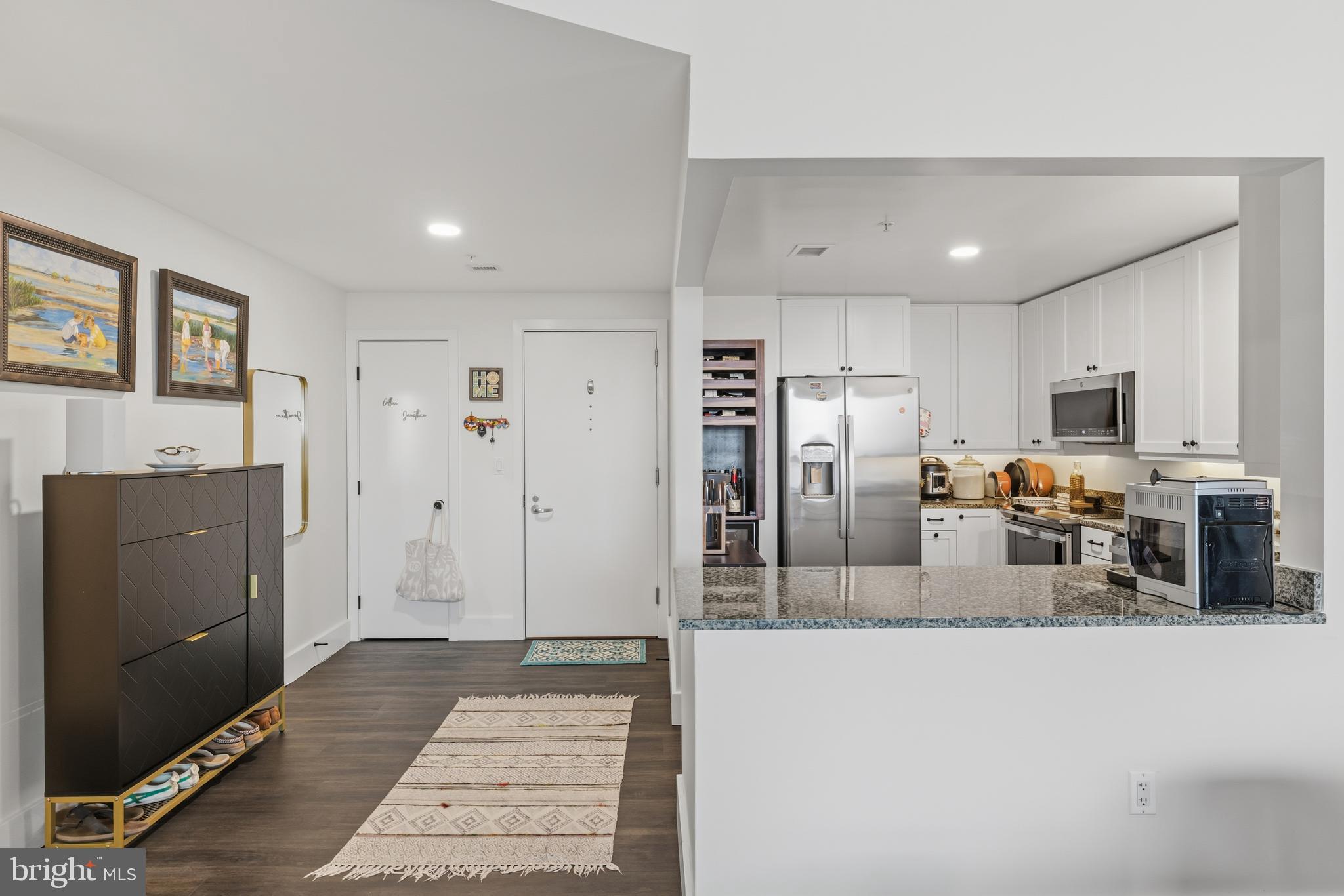 717 S COLUMBUS BOULEVARD 707