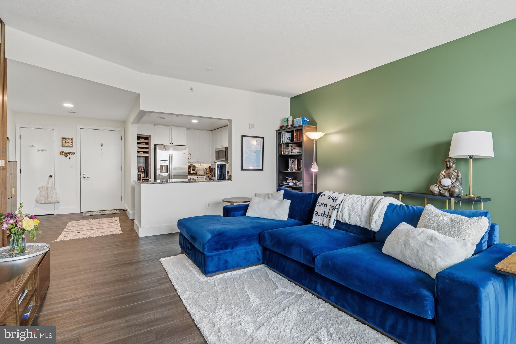 717 S COLUMBUS BOULEVARD 707