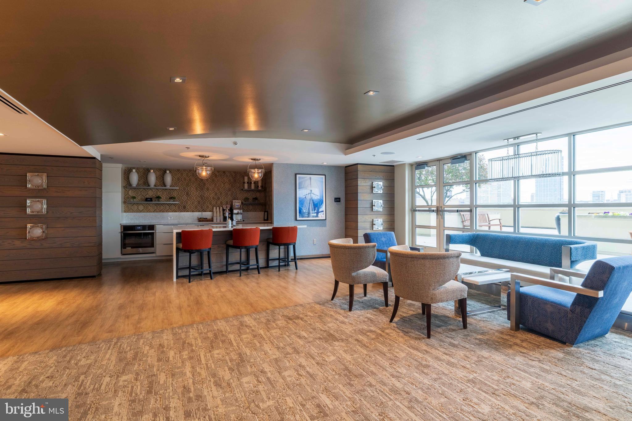 717 S COLUMBUS BOULEVARD 707