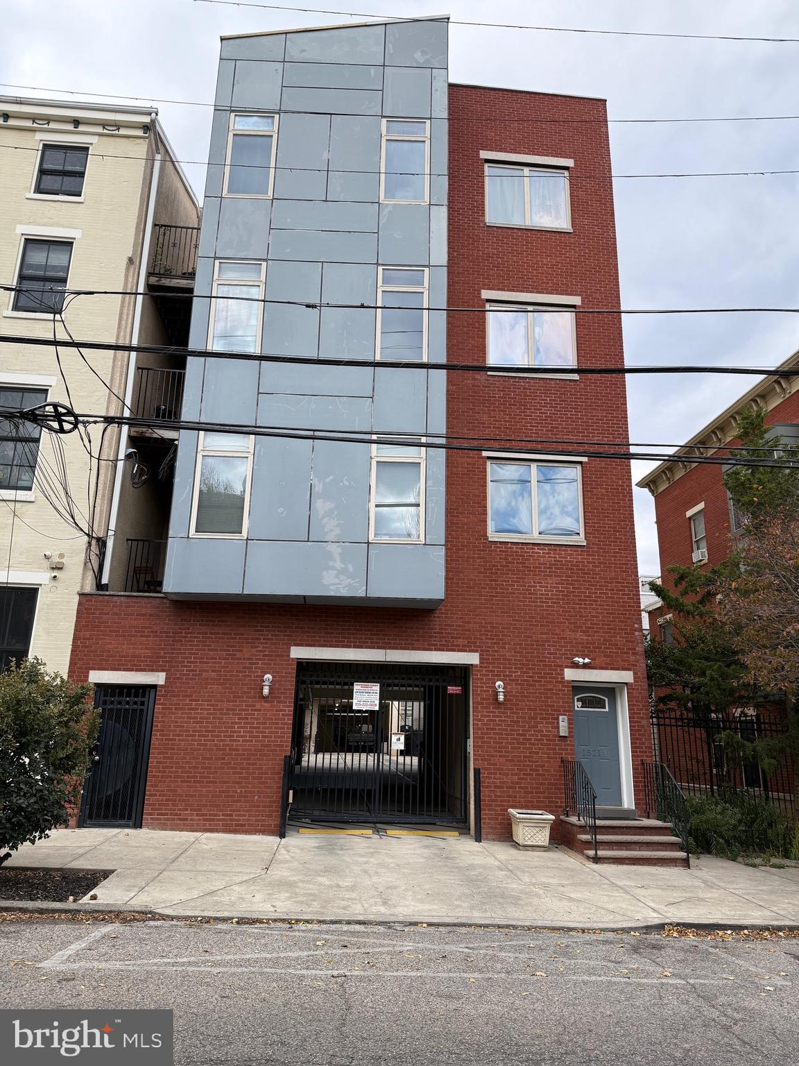 1521 POPLAR STREET A 3FRONT