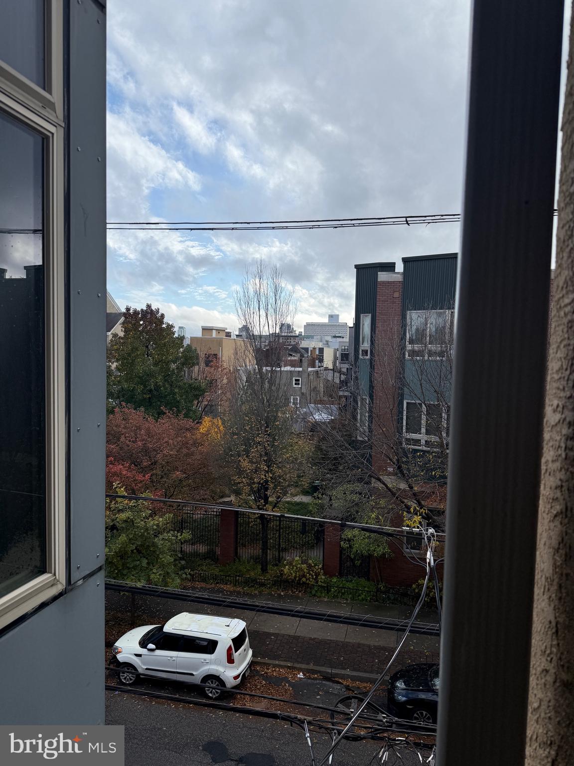 1521 POPLAR STREET A 3FRONT