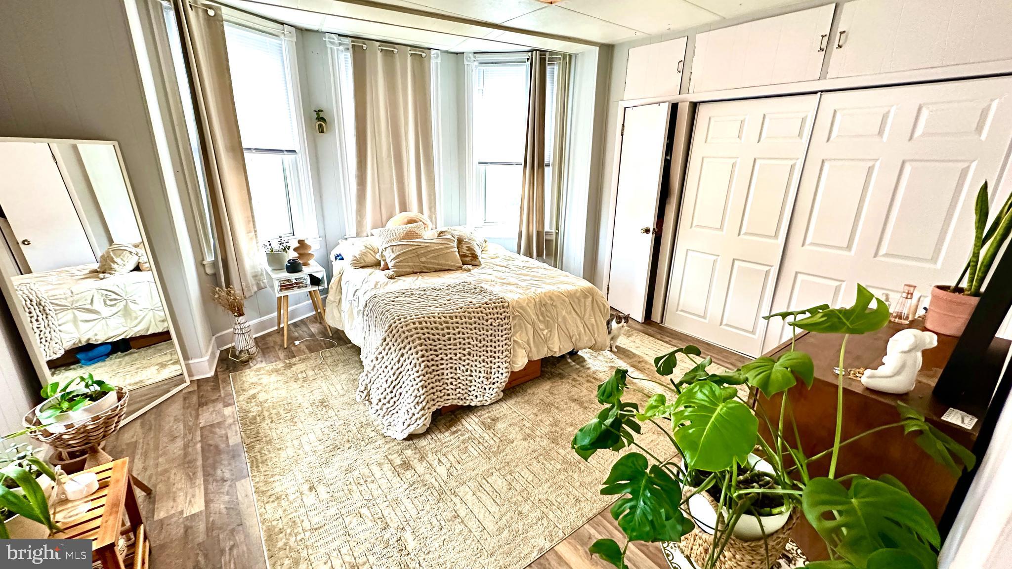 823 CHRISTIAN STREET