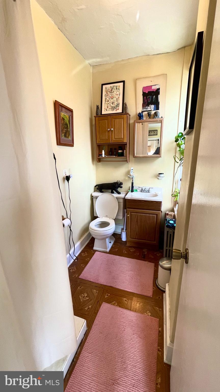 823 CHRISTIAN STREET