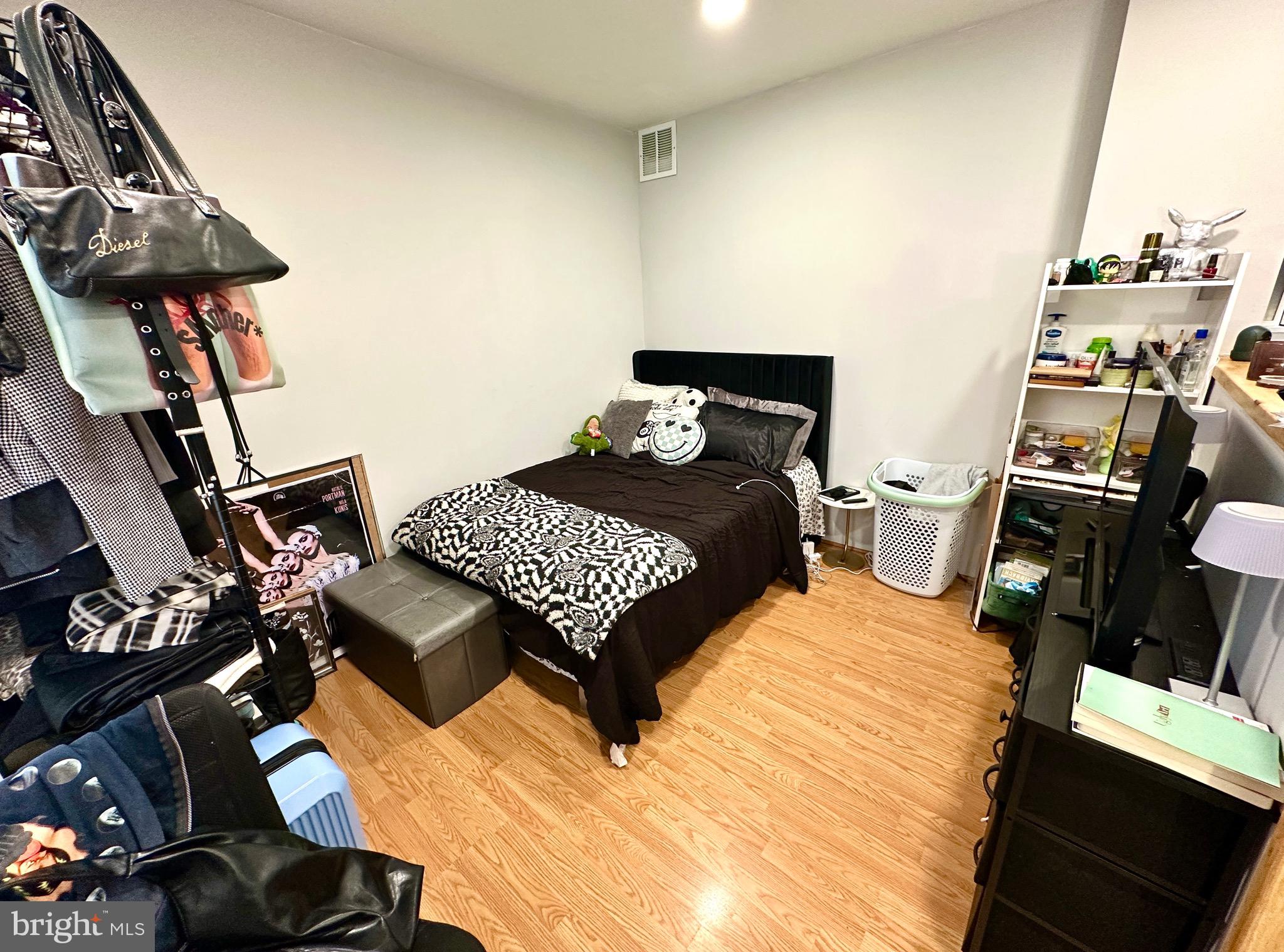 823 CHRISTIAN STREET