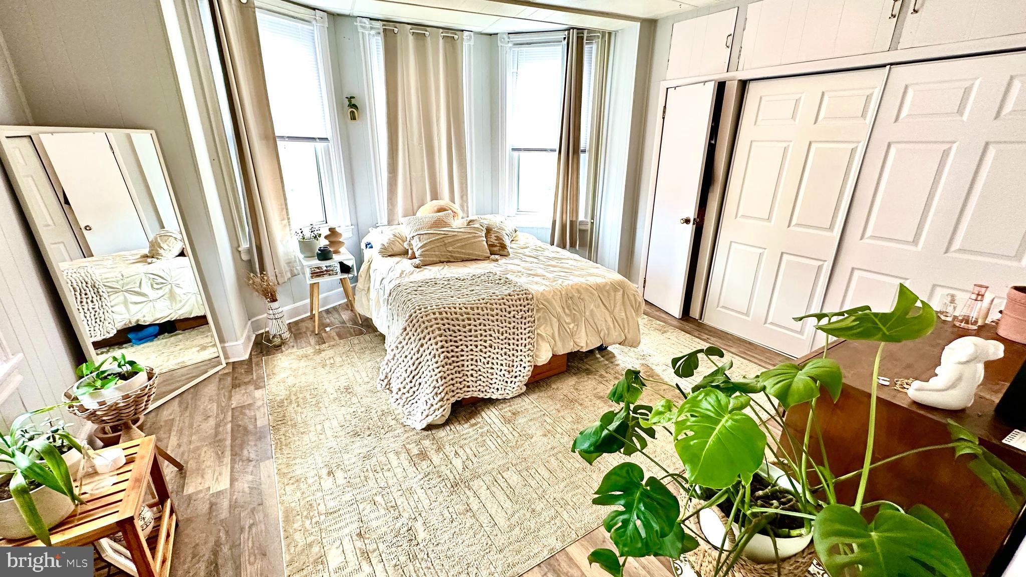 823 CHRISTIAN STREET