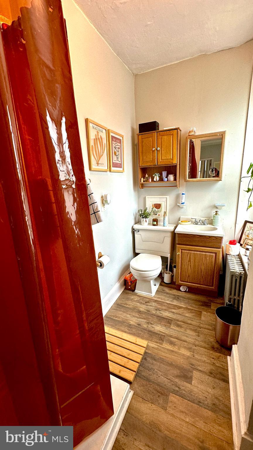 823 CHRISTIAN STREET