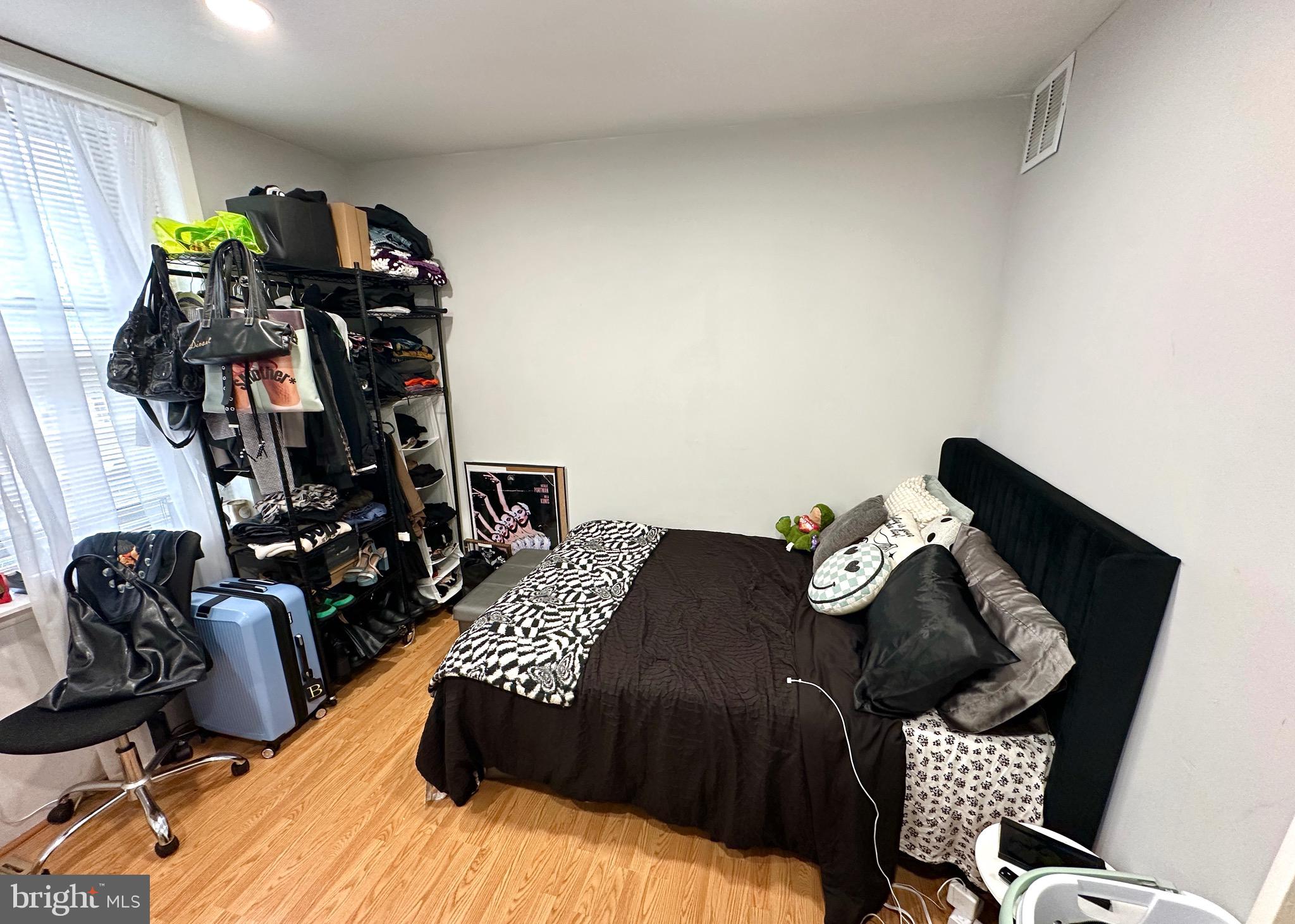 823 CHRISTIAN STREET