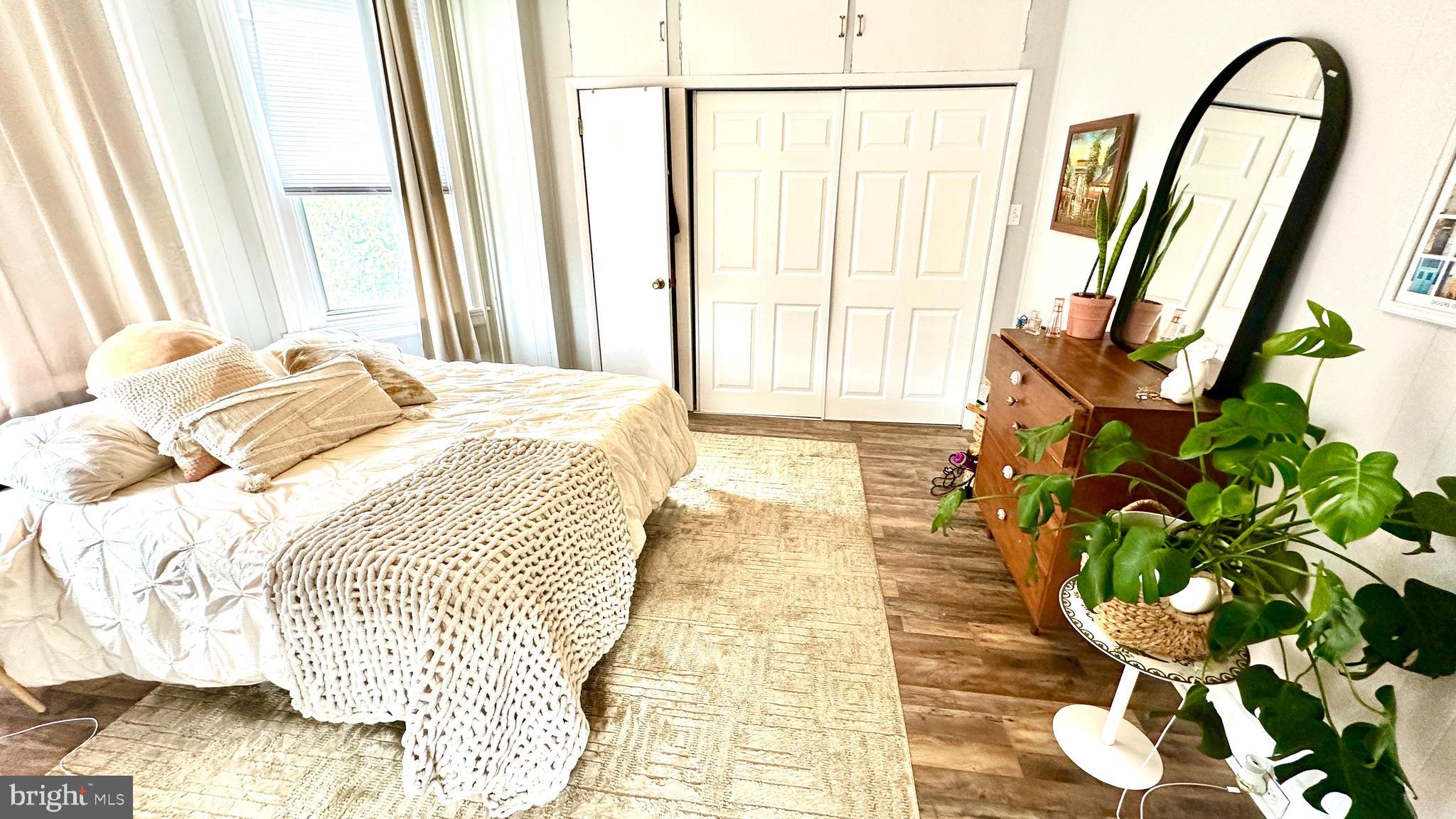 823 CHRISTIAN STREET