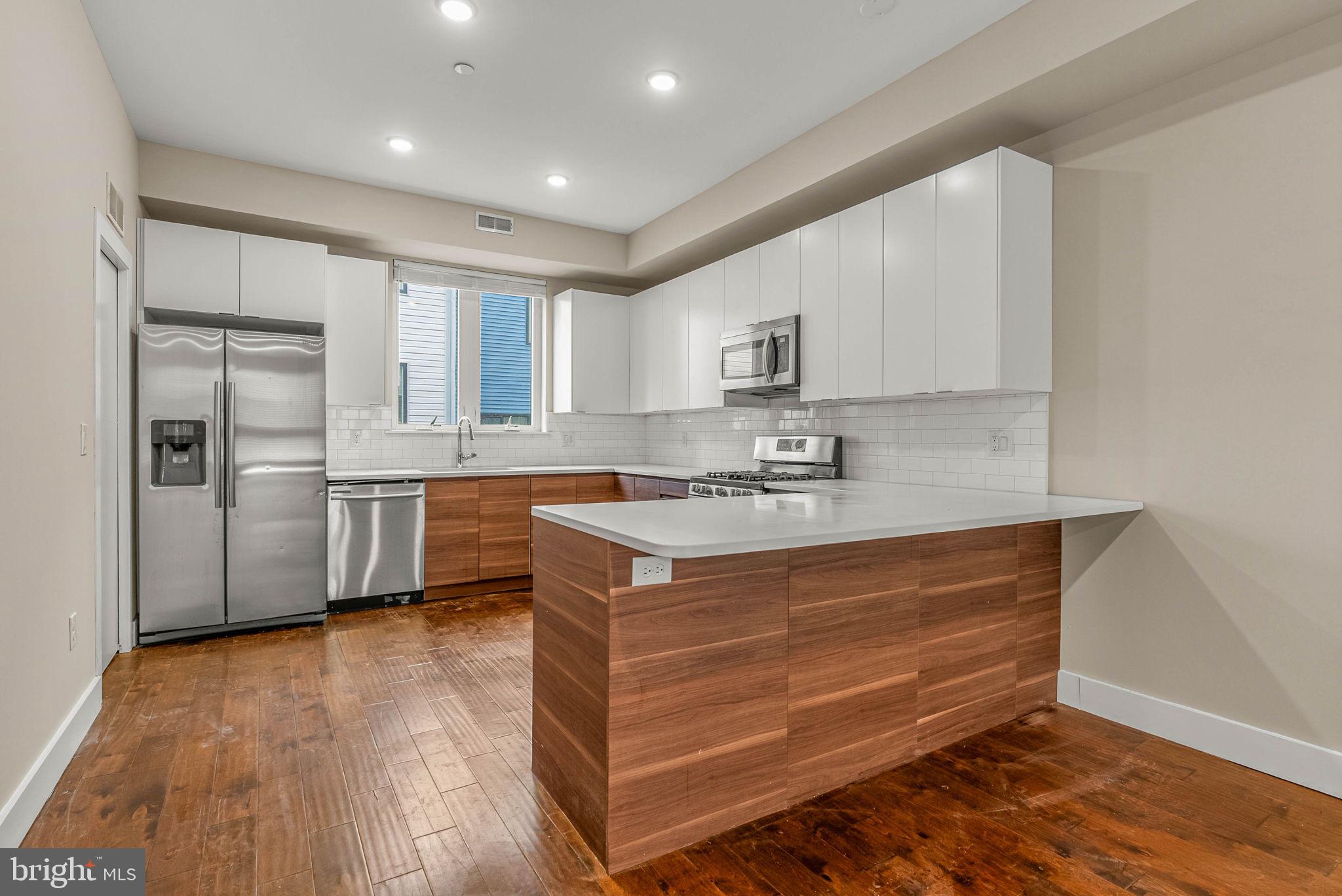 1848 FRANKFORD AVENUE 2