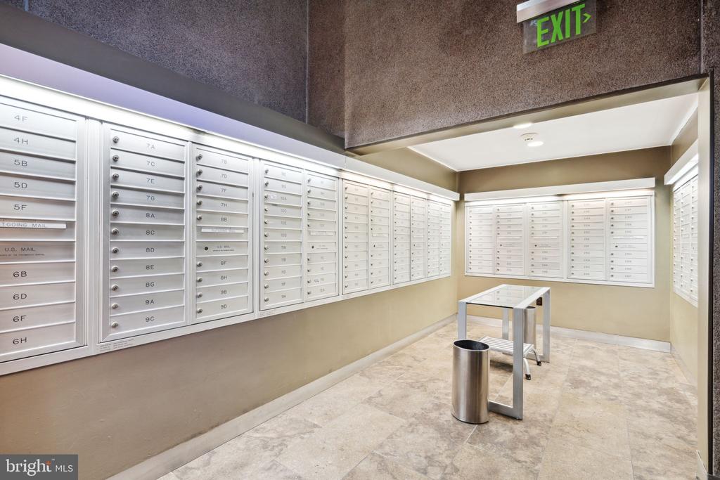 220 LOCUST STREET 3H
