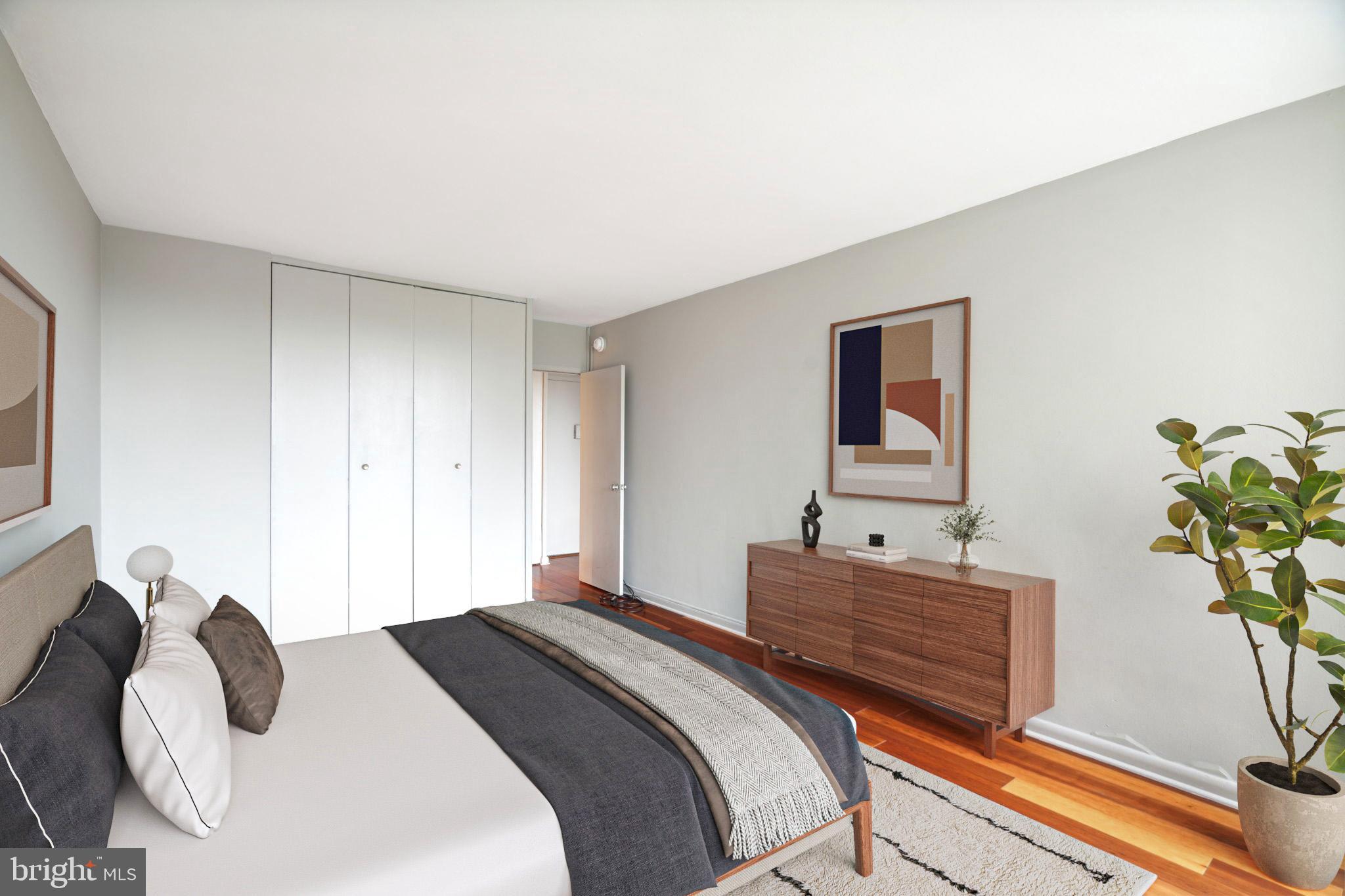 220 LOCUST STREET 3H