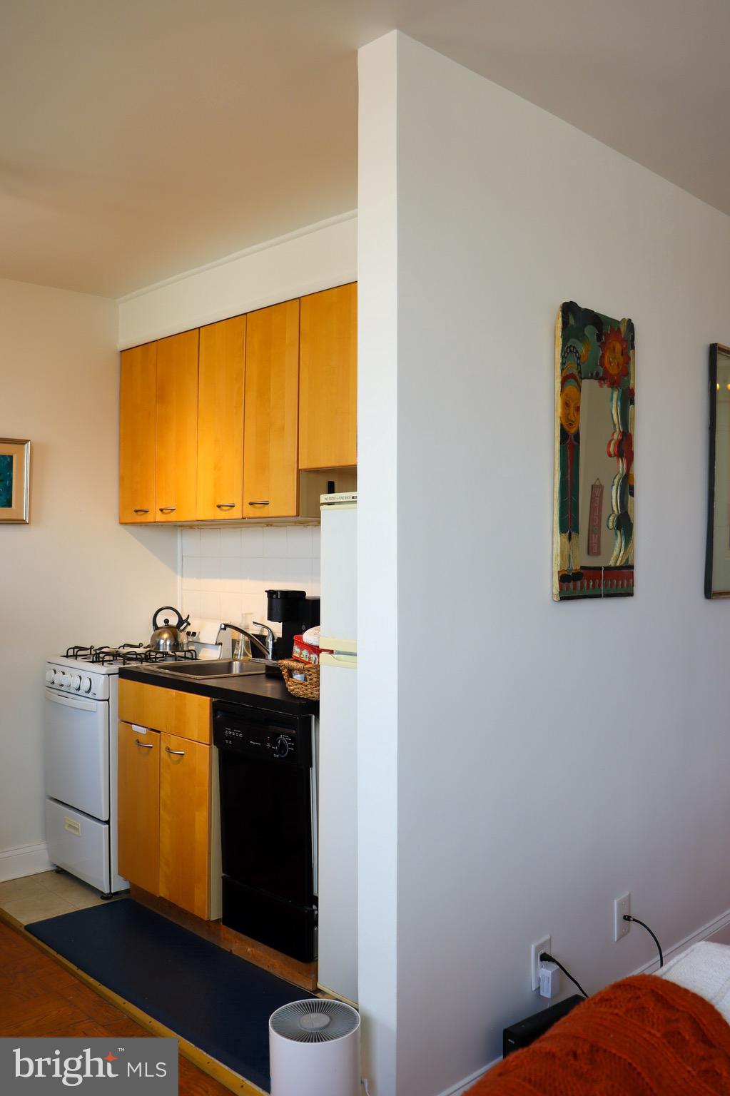 2601 PENNSYLVANIA AVENUE 00 613