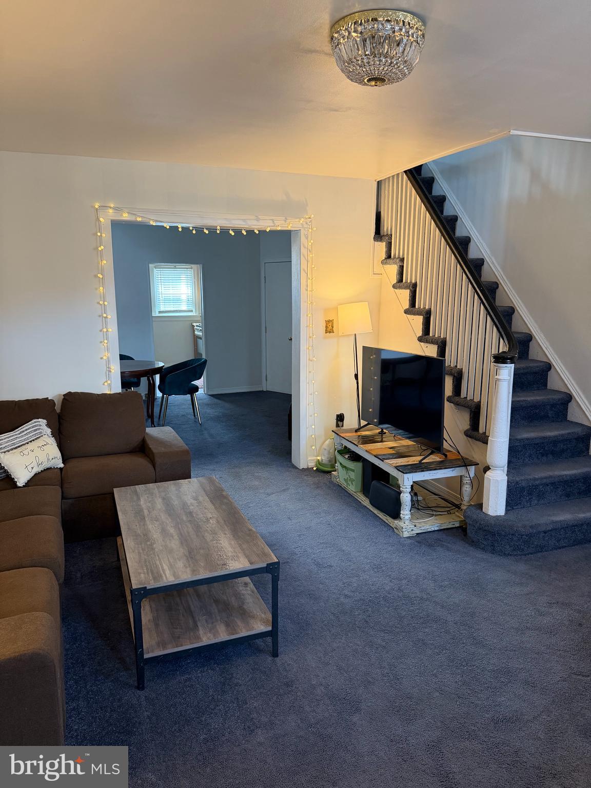 5624 N WARNOCK STREET