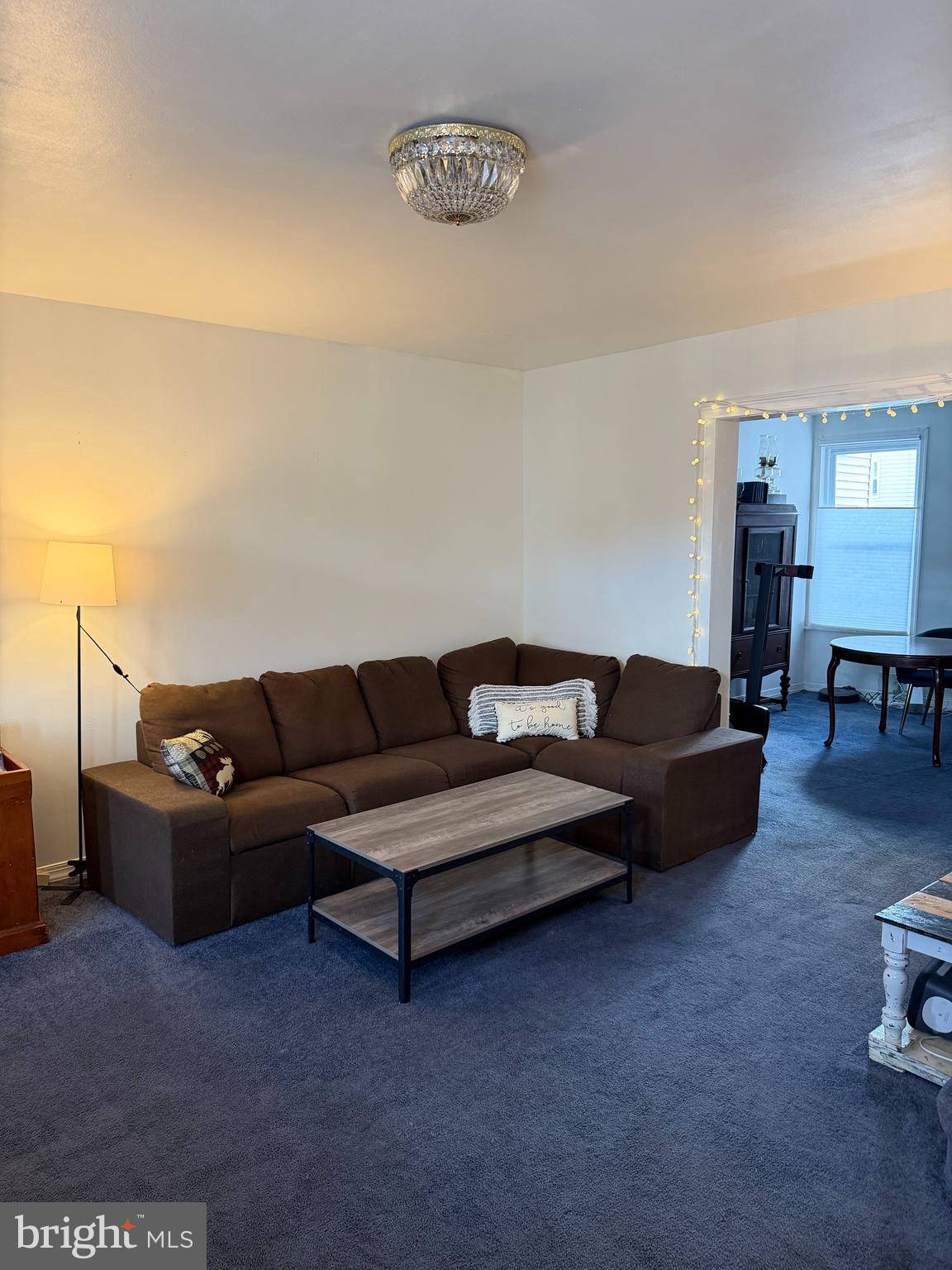 5624 N WARNOCK STREET