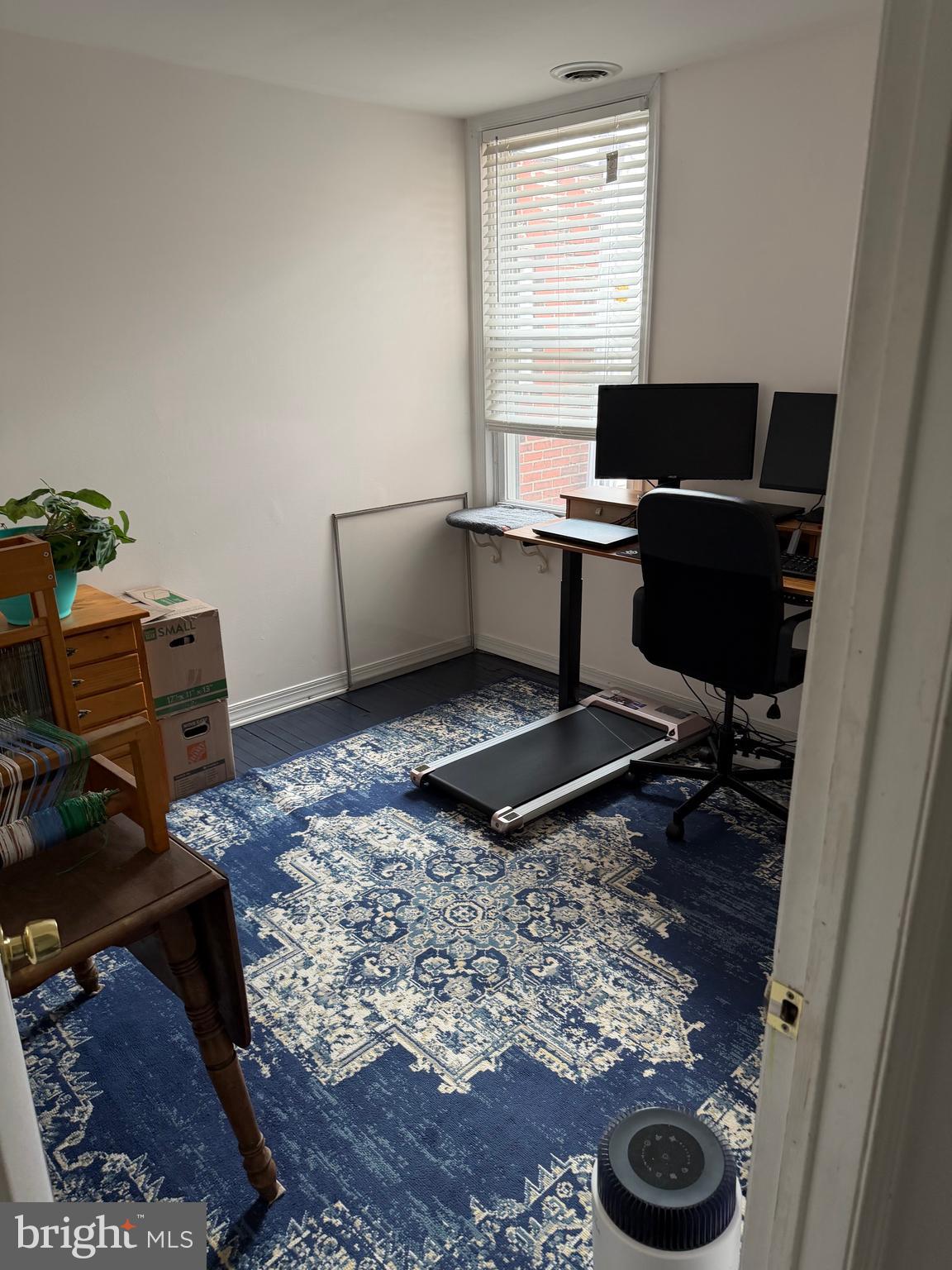 5624 N WARNOCK STREET