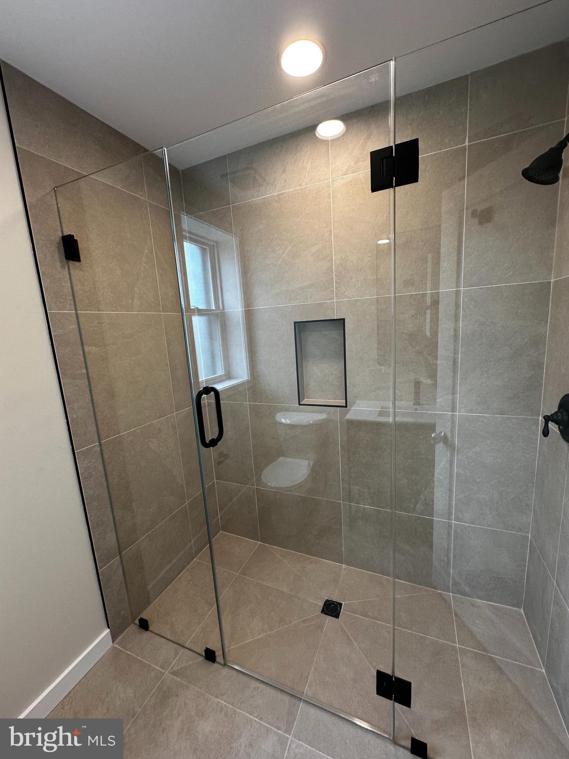 2904 S SMEDLEY STREET