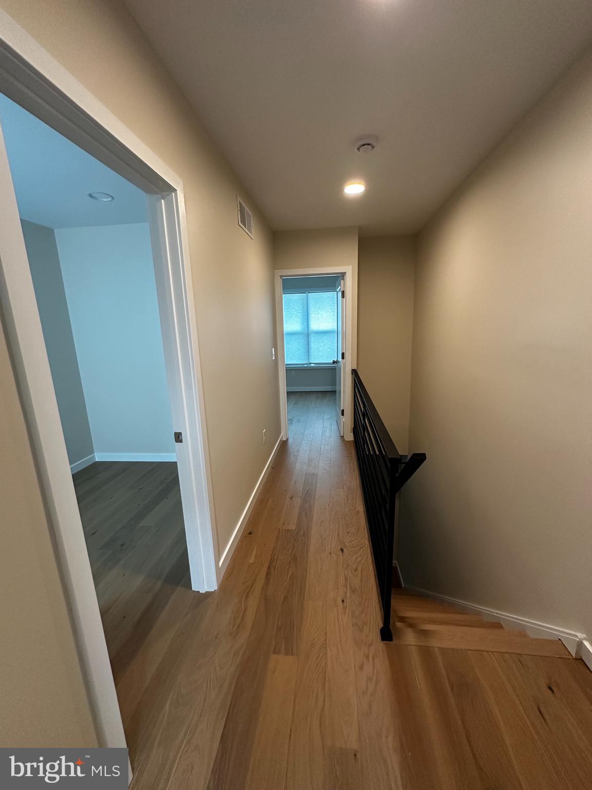 2904 S SMEDLEY STREET